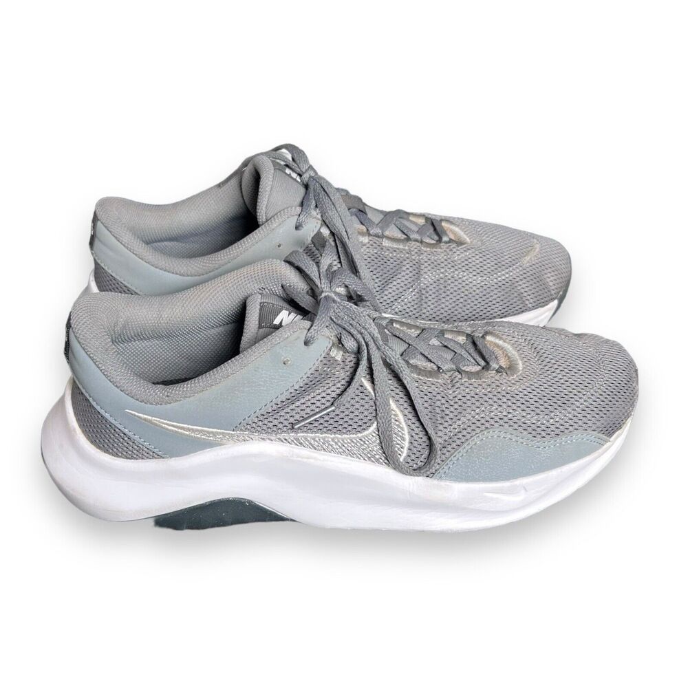 Nike LEGEND ESSENTIAL 3 NN Smoke Grey Sneaker Shoes Men’s Size 10.5 (DM1120-002)